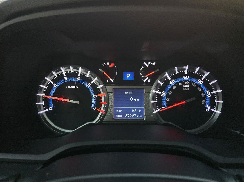 2016 Toyota 4Runner Image 37