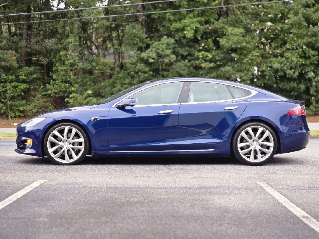 2017 Tesla Model S Image 7
