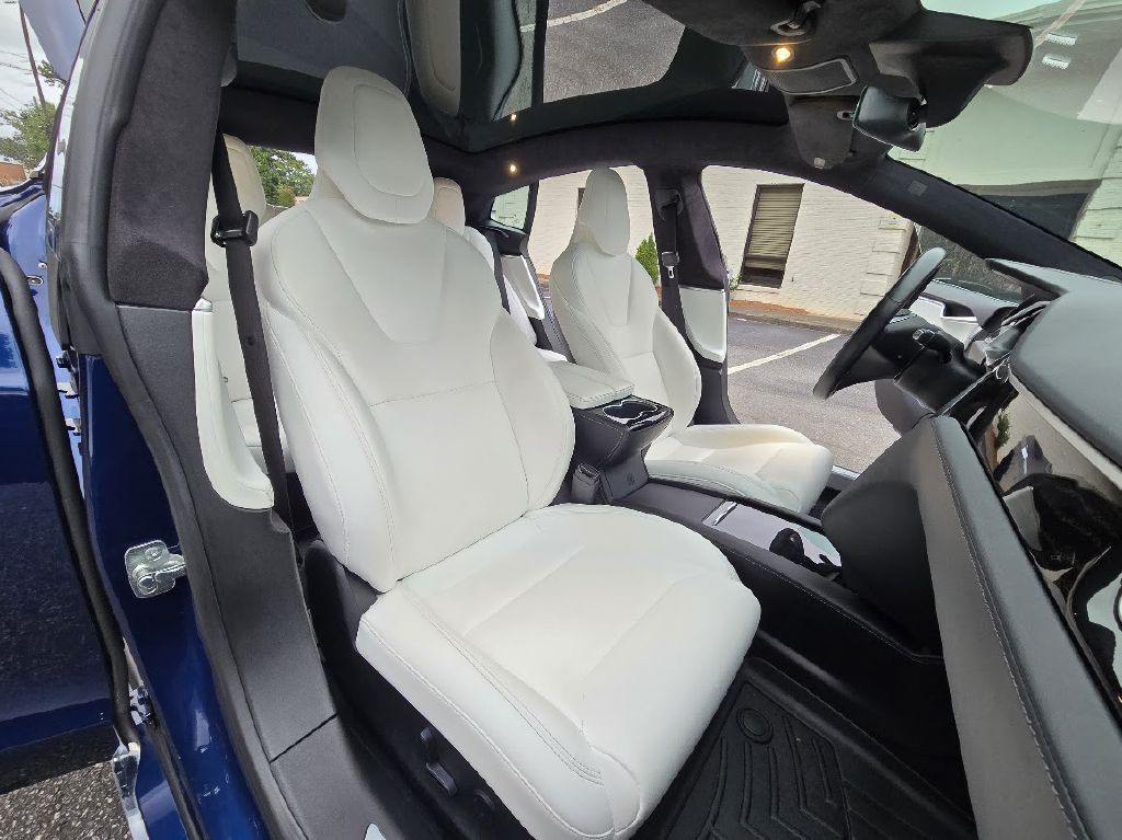 2017 Tesla Model S Image 31