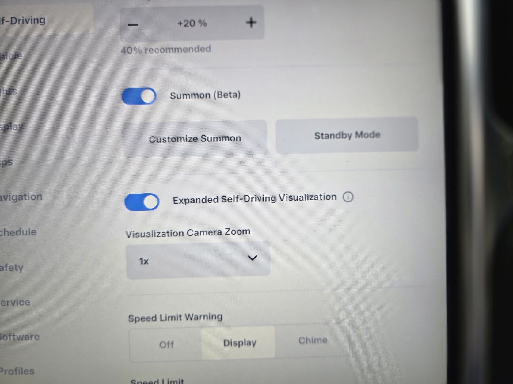 2017 Tesla Model S Image 39