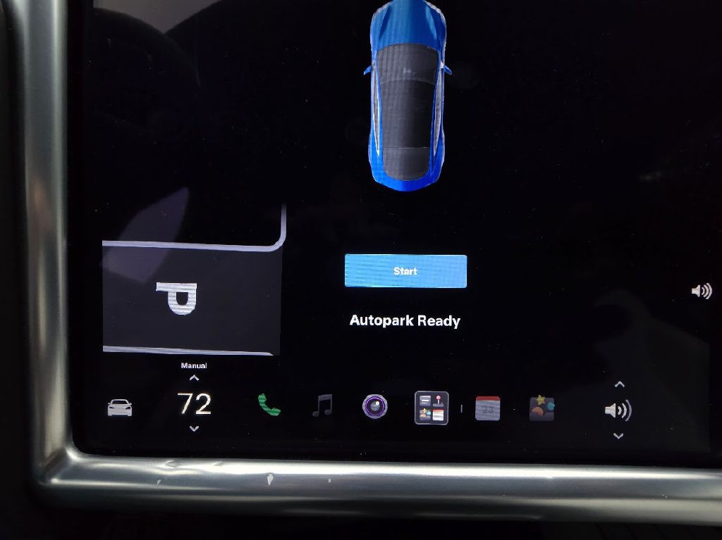 2017 Tesla Model S Image 42