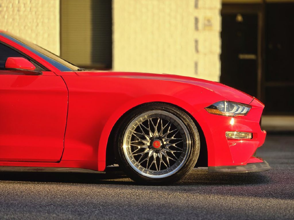 2021 Ford Mustang Image 13