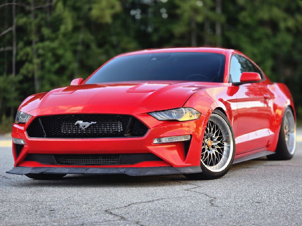 2021 Ford Mustang Image 2