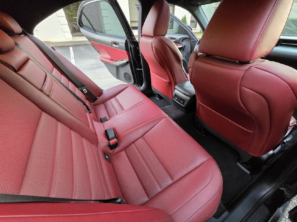 2014 Lexus IS 250 Image 2
