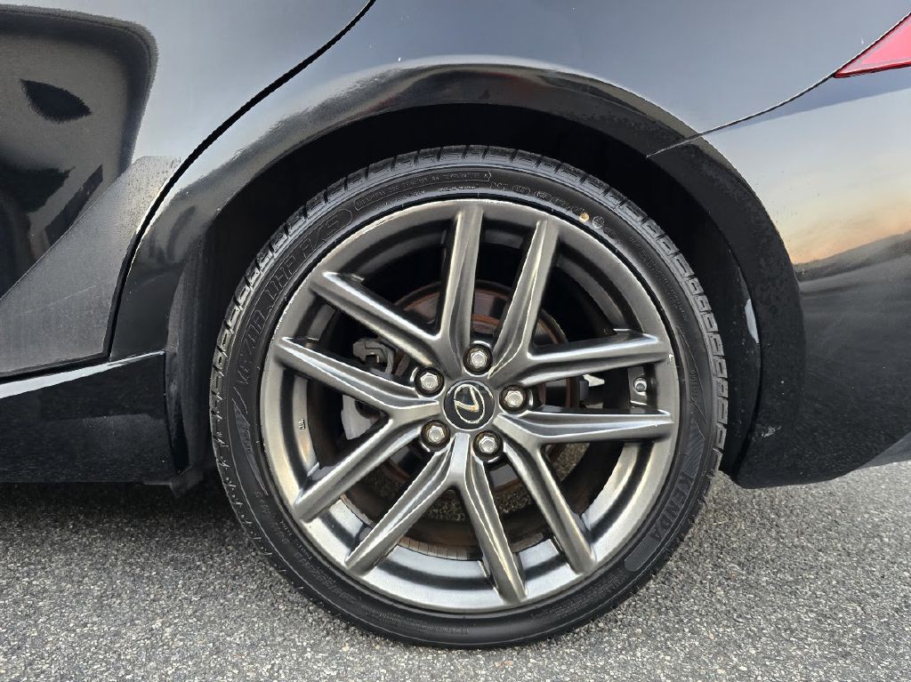 2014 Lexus IS 250 Image 17