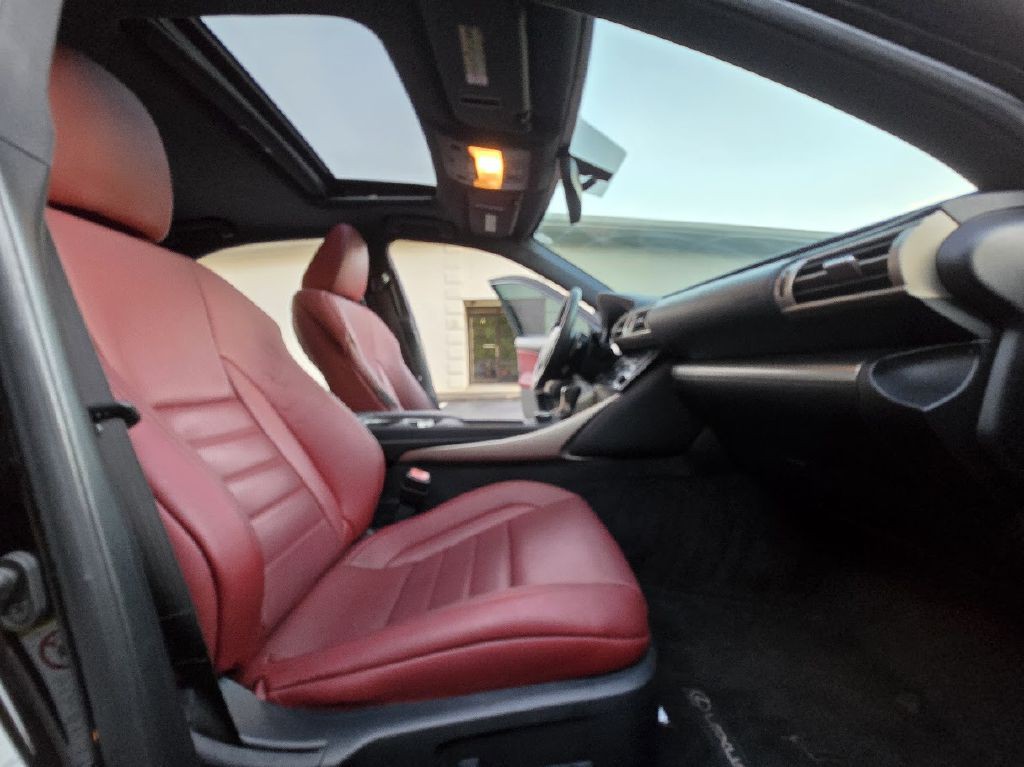 2014 Lexus IS 250 Image 24