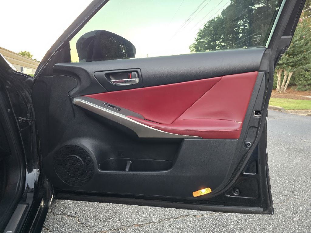 2014 Lexus IS 250 Image 25