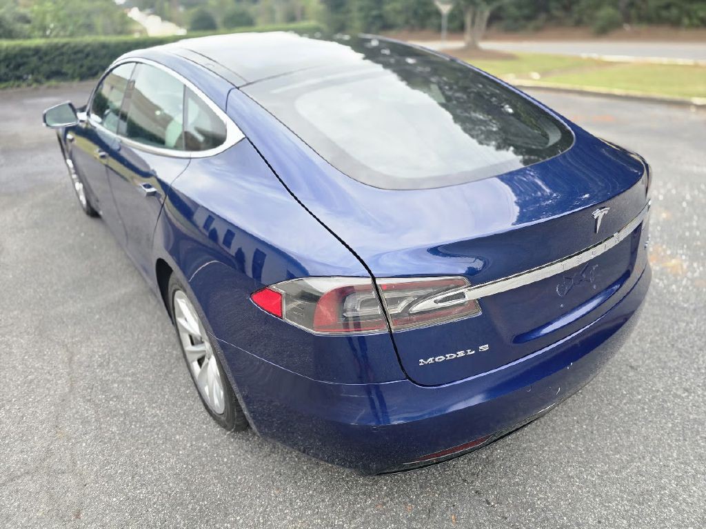 2018 Tesla Model S Image 10