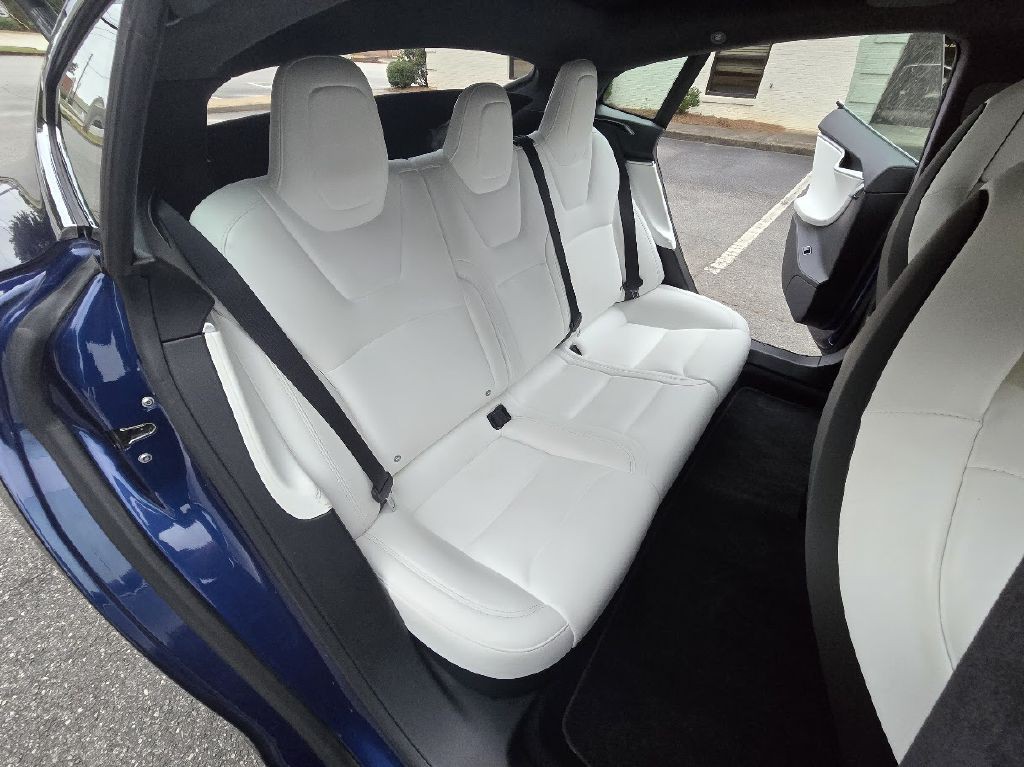 2018 Tesla Model S Image 19