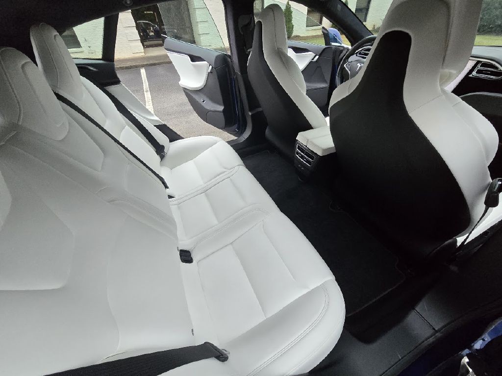 2018 Tesla Model S Image 20