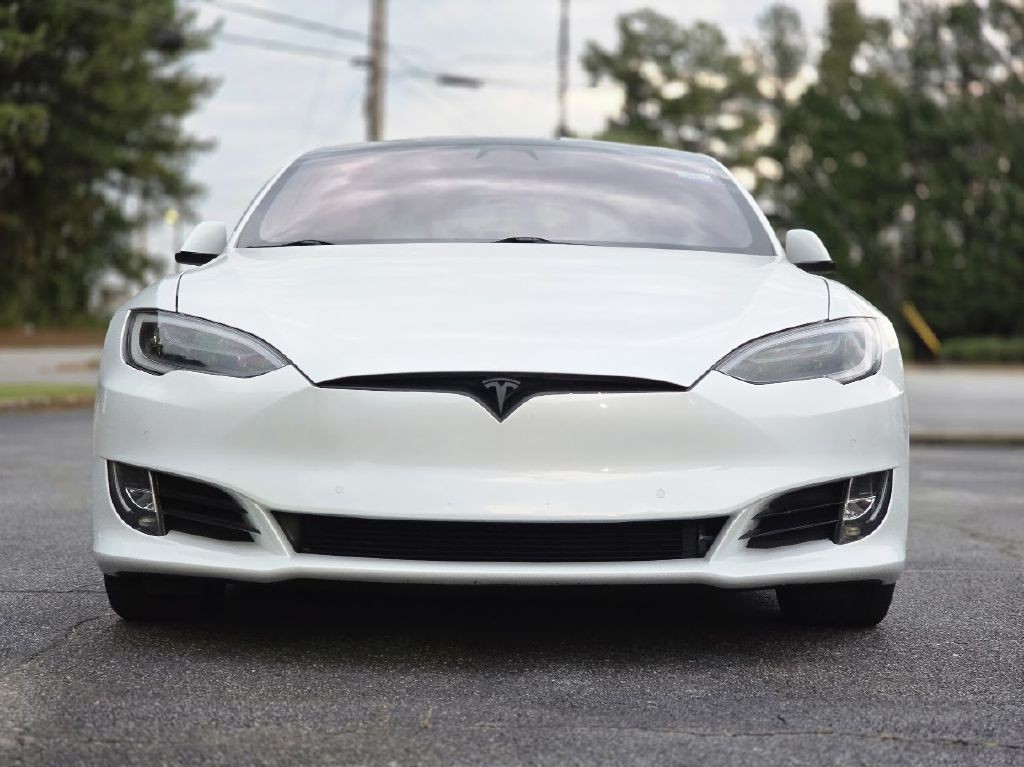 2018 Tesla Model S Image 16