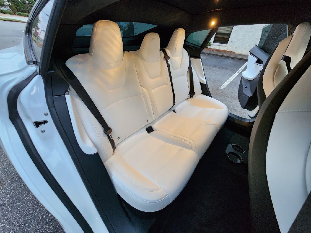 2018 Tesla Model S Image 24