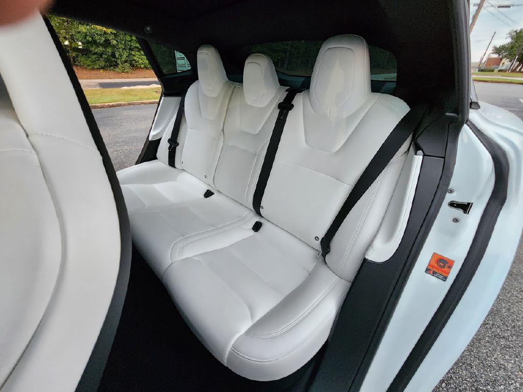 2018 Tesla Model S Image 27