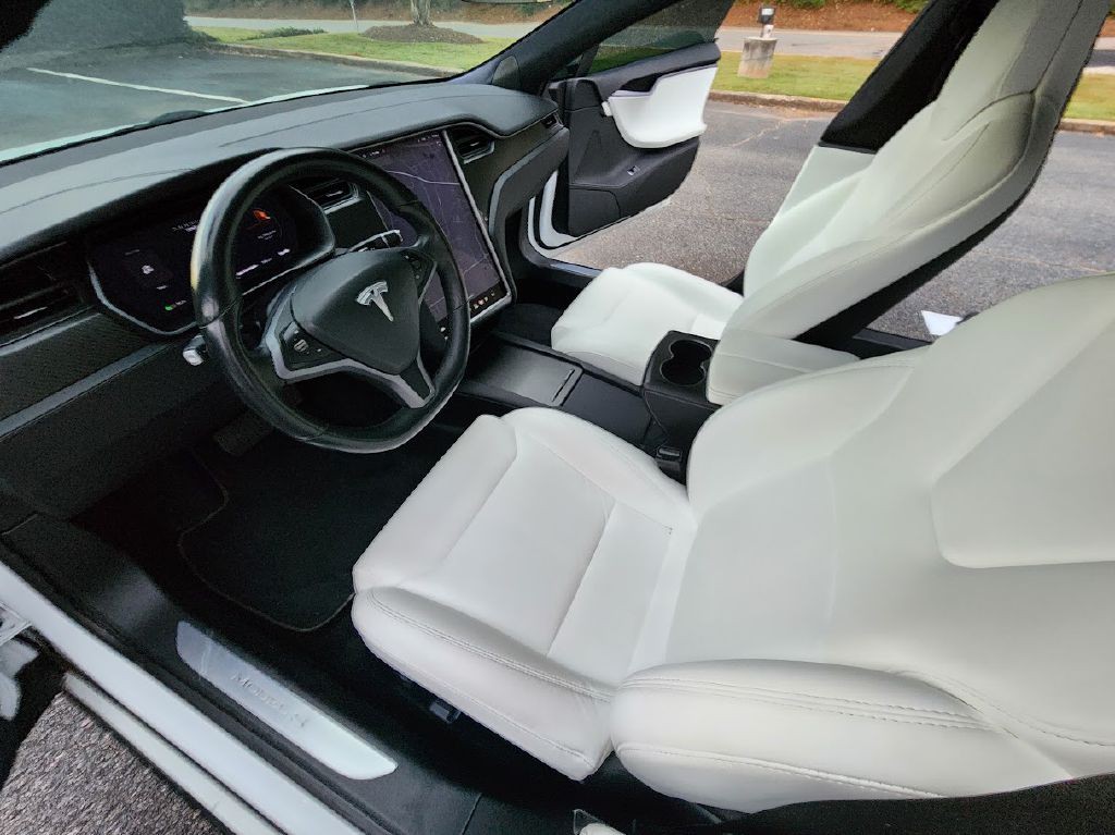 2018 Tesla Model S Image 28