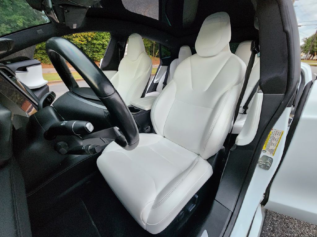 2018 Tesla Model S Image 30