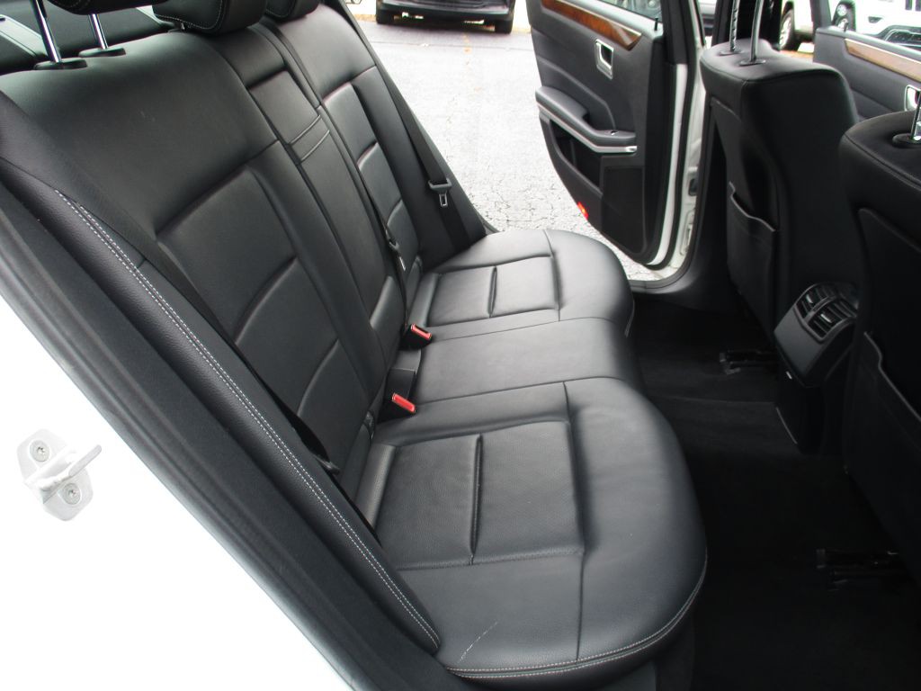 2014 Mercedes-Benz E-Class Image 19