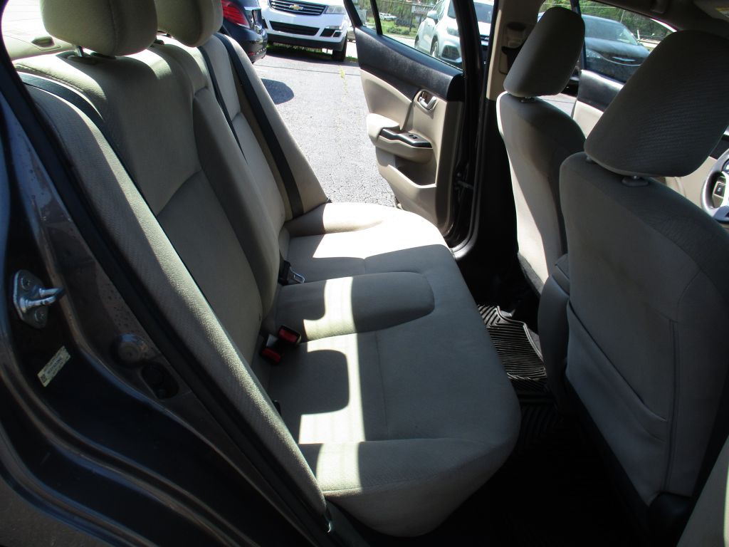 2013 Honda Civic Image 12