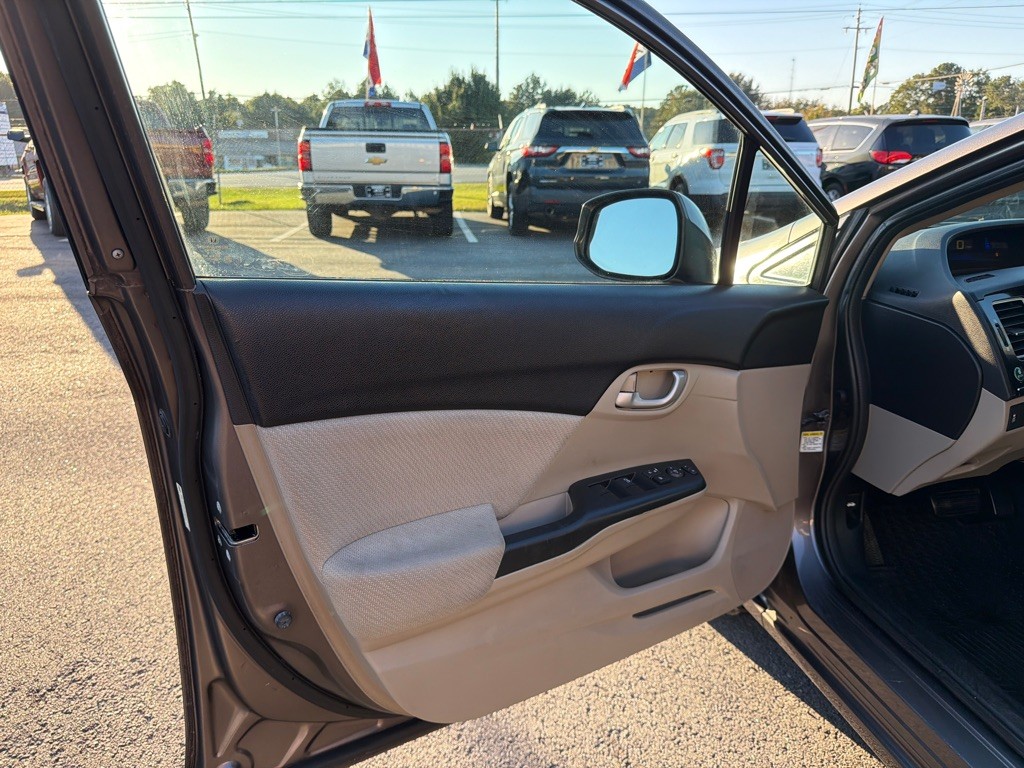 2013 Honda Civic Image 10