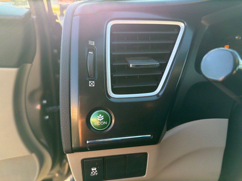 2013 Honda Civic Image 19