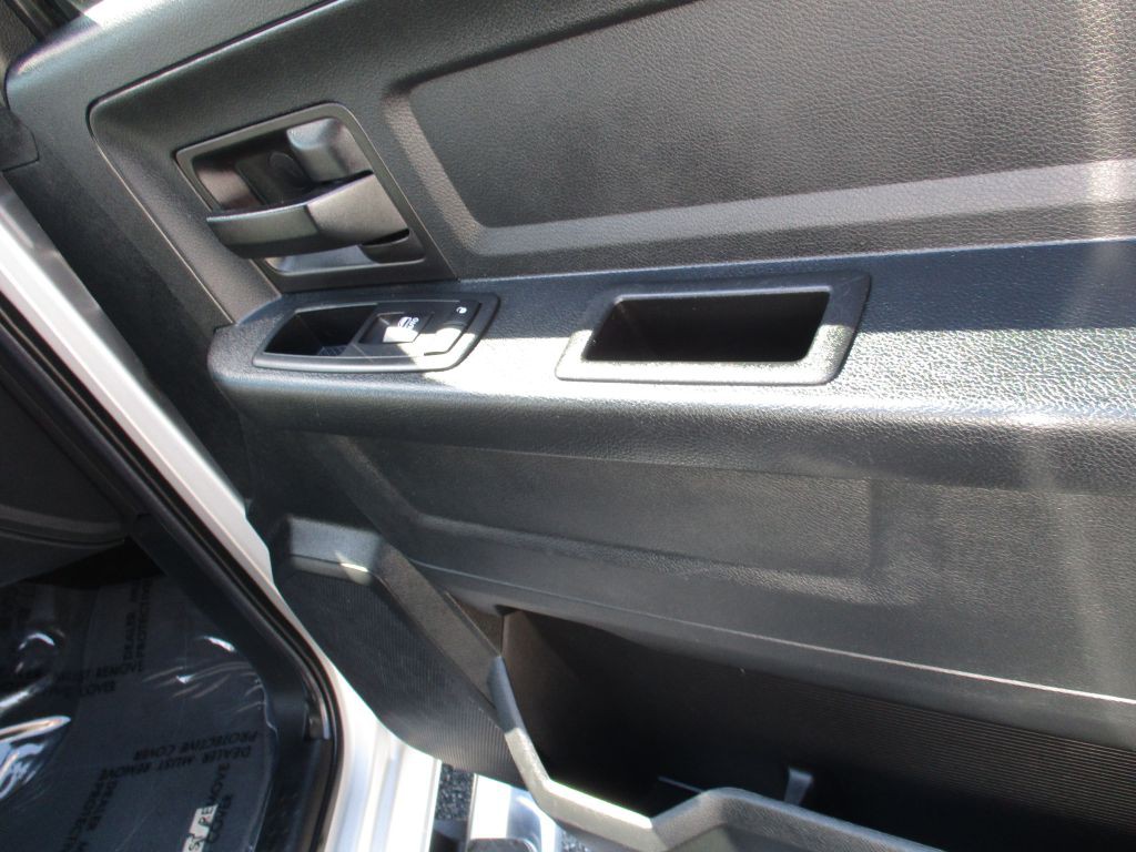 2016 Dodge Ram 1500 Image 24