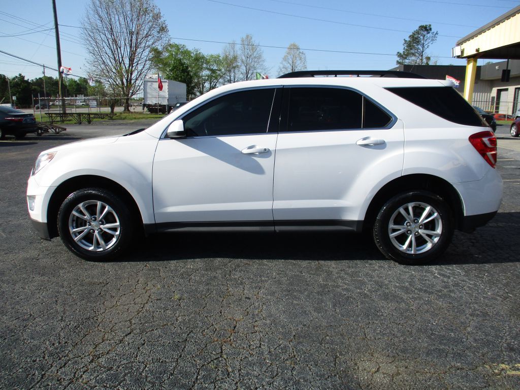 2017 Chevrolet Equinox Image 3