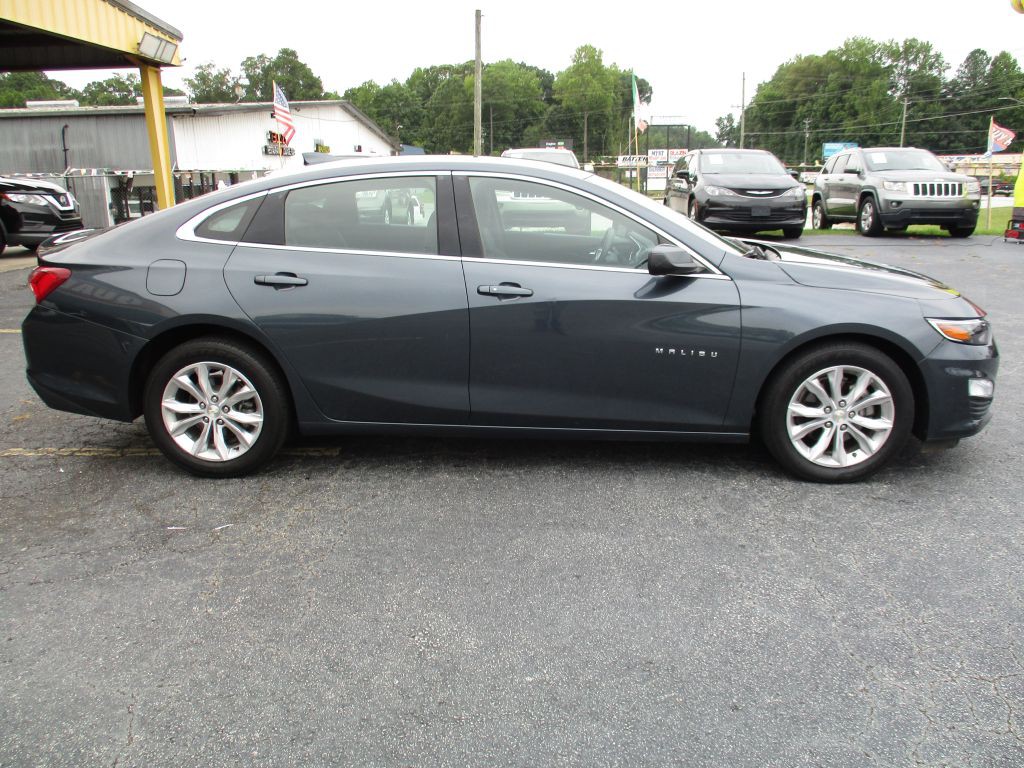 2020 Chevrolet Malibu Image 3