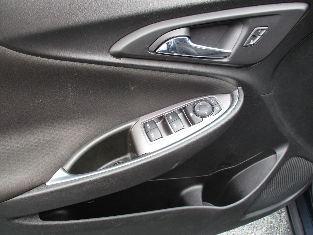 2020 Chevrolet Malibu Image 21