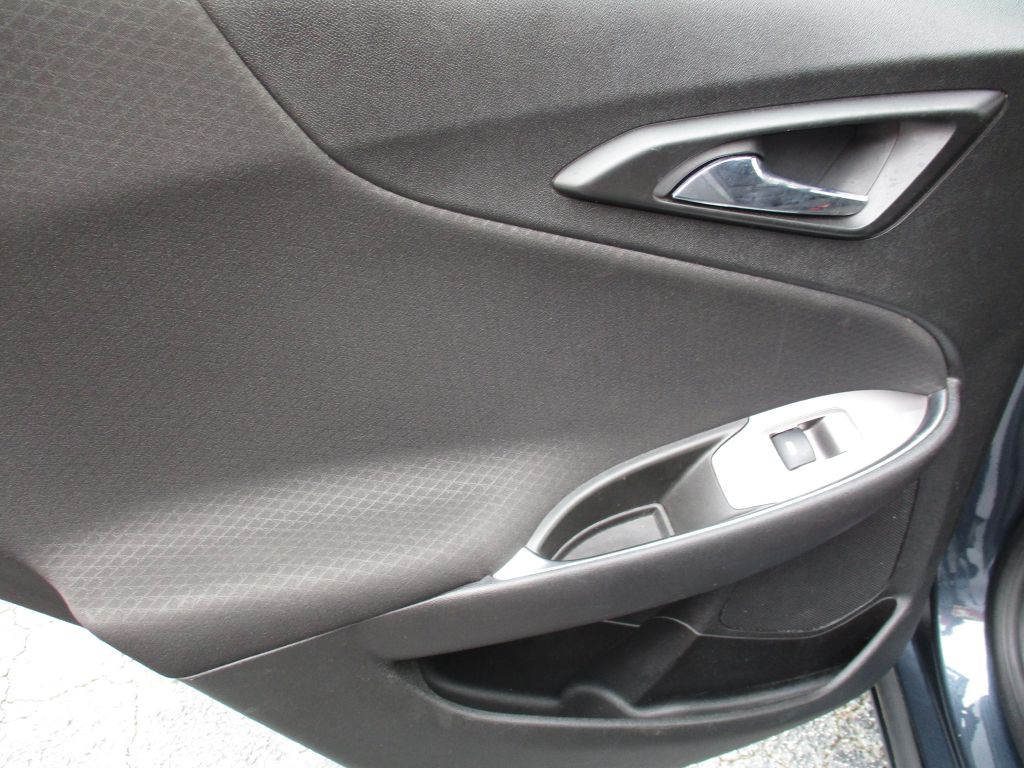 2020 Chevrolet Malibu Image 22