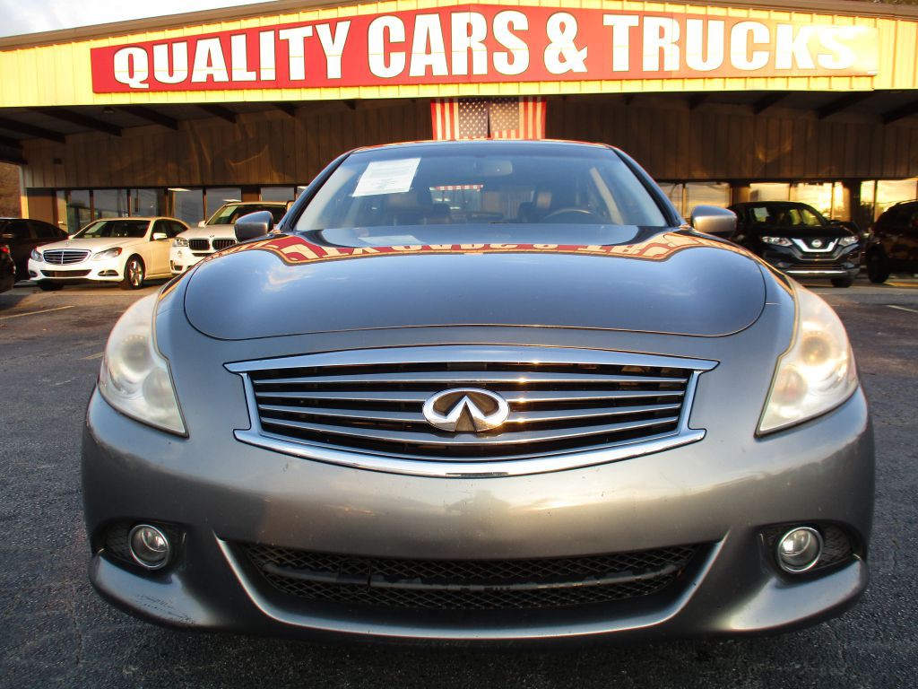 2011 INFINITI G25 Image 1
