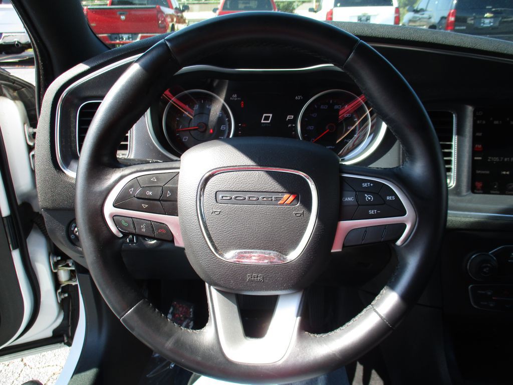 2015 Dodge Charger Image 11