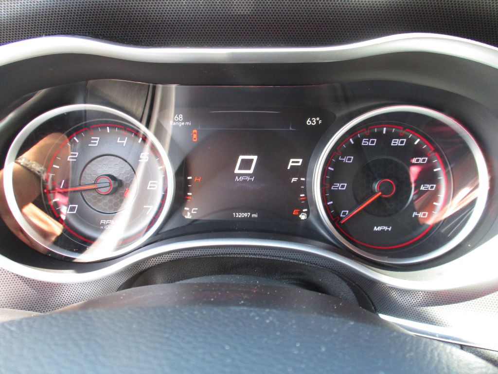 2015 Dodge Charger Image 12