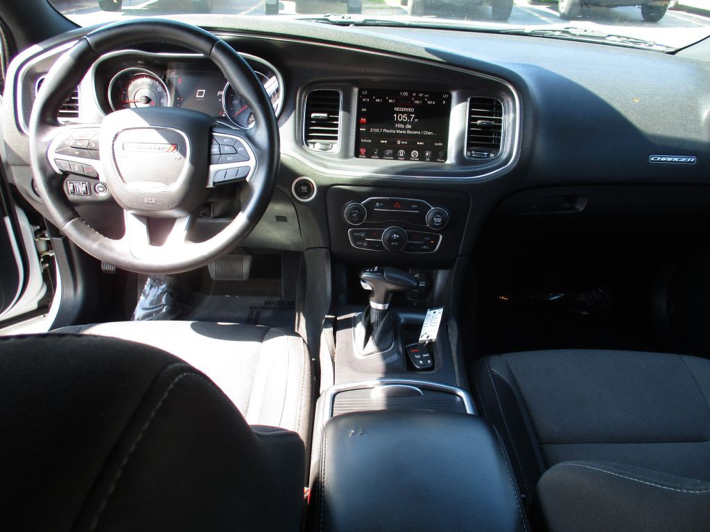 2015 Dodge Charger Image 15