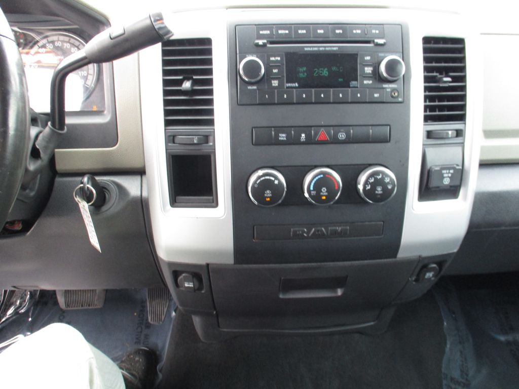 2012 Dodge Ram 1500 Image 12