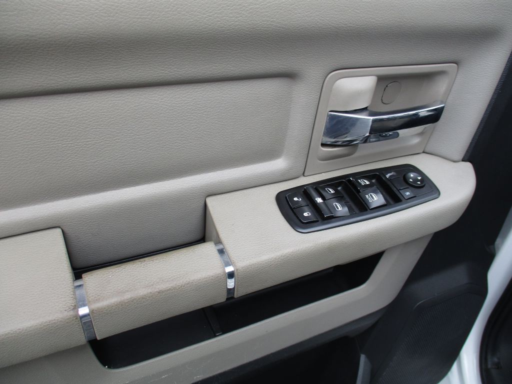 2012 Dodge Ram 1500 Image 19