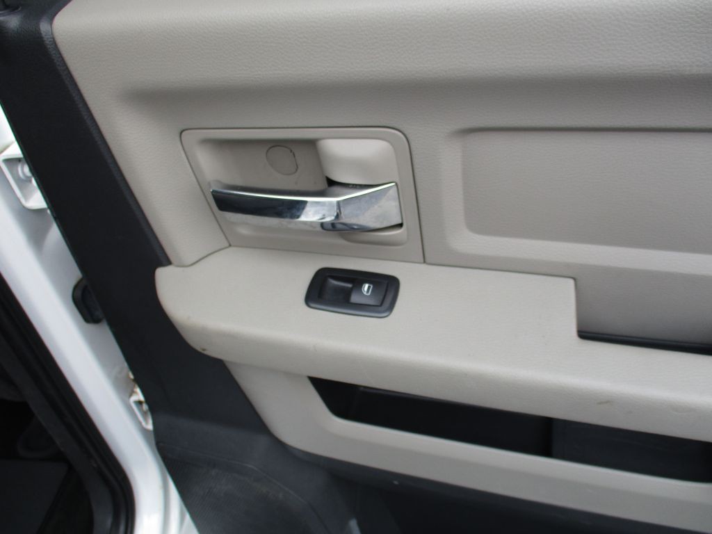2012 Dodge Ram 1500 Image 21