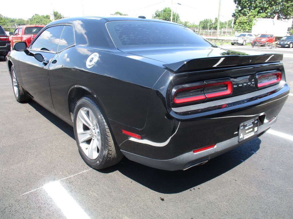2019 Dodge Challenger Image 6