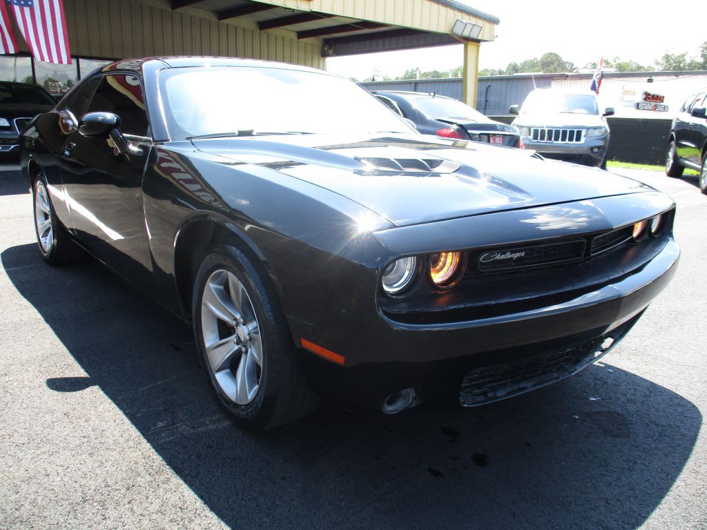 2019 Dodge Challenger Image 8