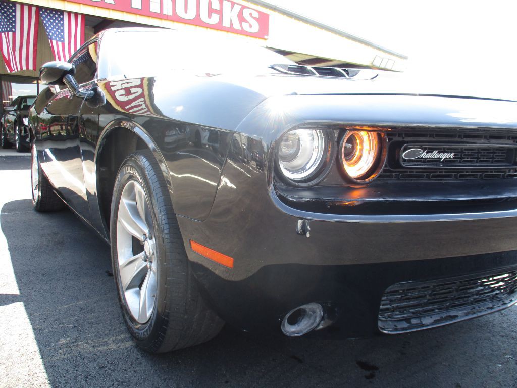 2019 Dodge Challenger Image 10