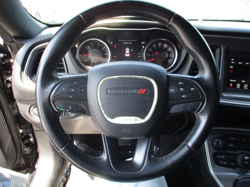 2019 Dodge Challenger Image 11