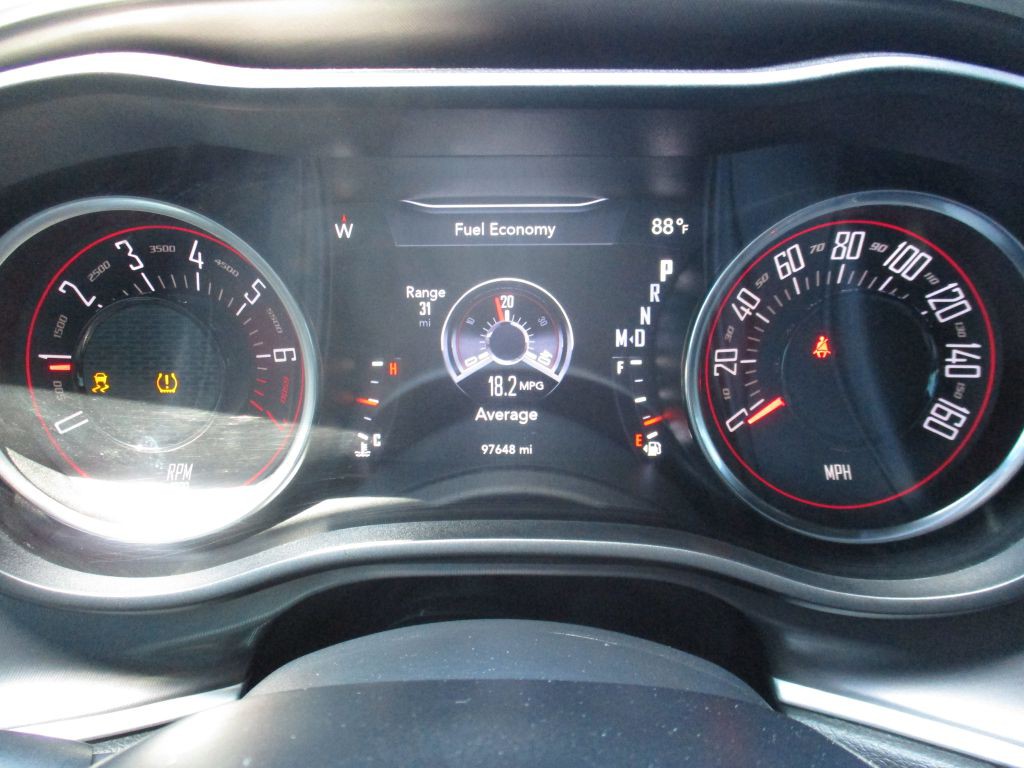2019 Dodge Challenger Image 12