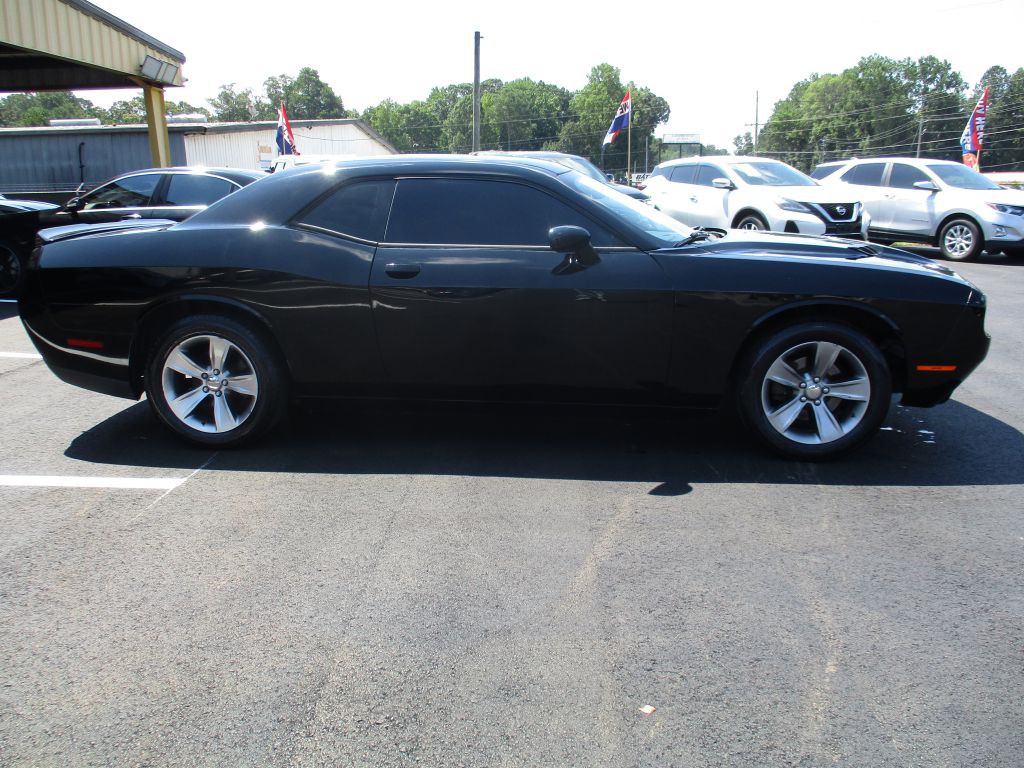 2019 Dodge Challenger Image 4