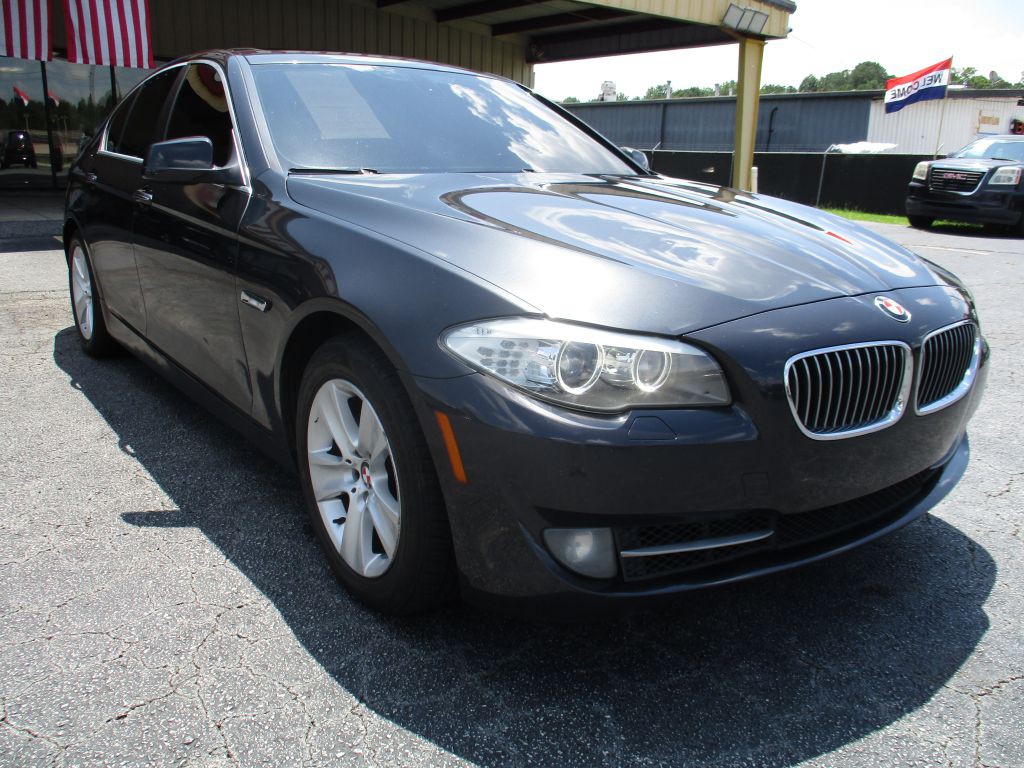 2012 BMW 5 Series Image 8