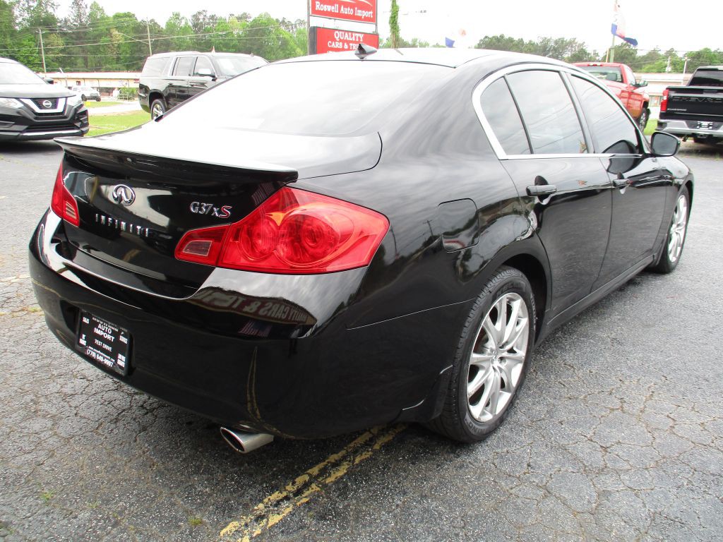 2009 INFINITI G37 Image 7