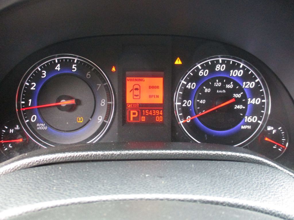 2009 INFINITI G37 Image 12