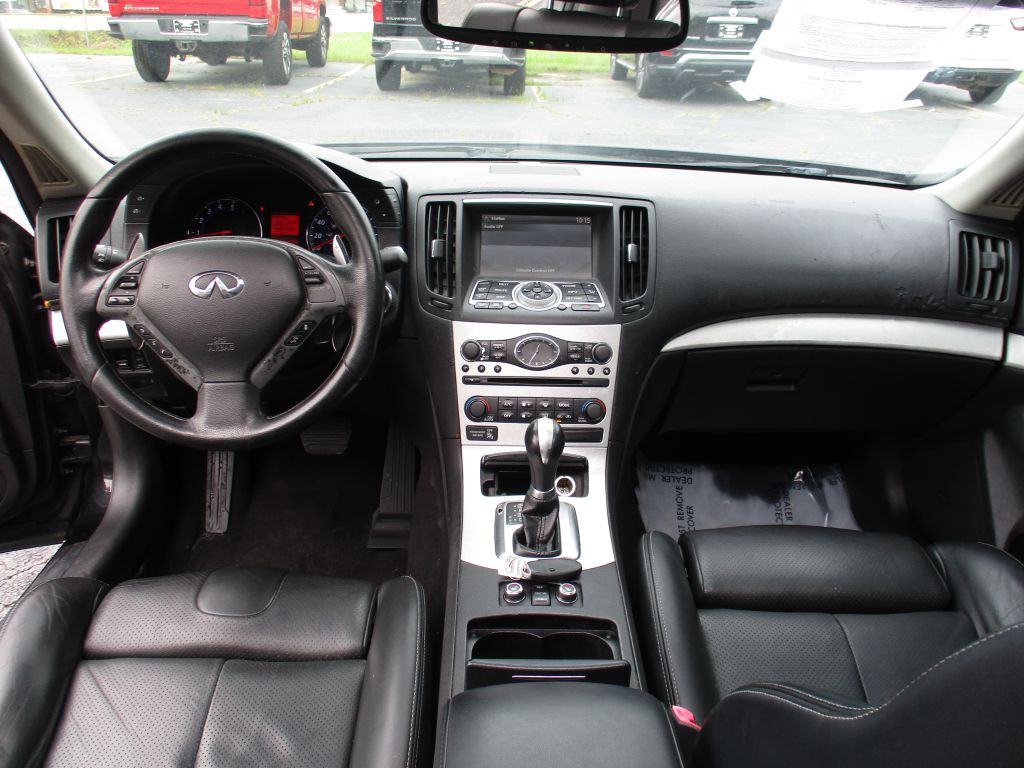 2009 INFINITI G37 Image 16