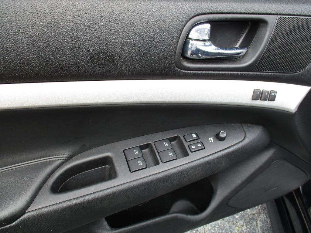 2009 INFINITI G37 Image 21
