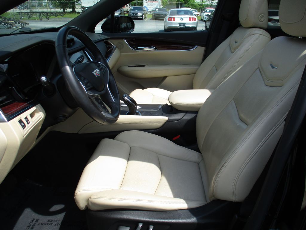 2017 Cadillac XT5 Image 17
