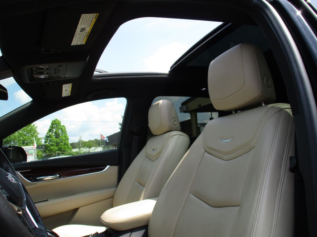 2017 Cadillac XT5 Image 30