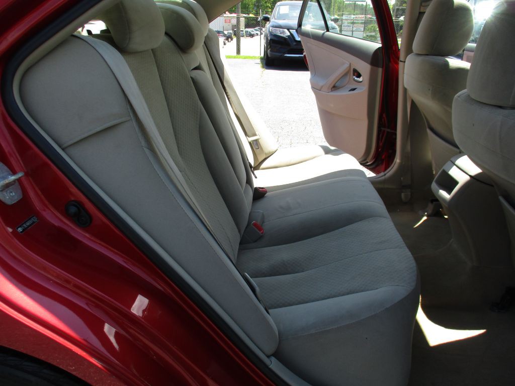 2009 Toyota Camry Image 16