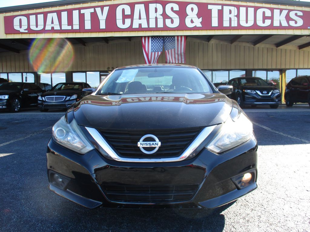 2016 Nissan Altima Image 1